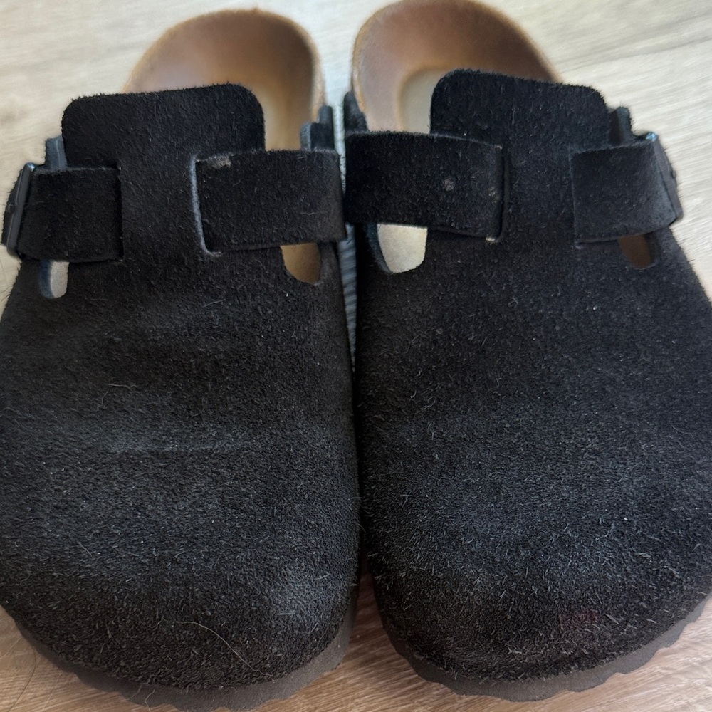 Birkenstock Soft Footbed: Black Suede - Picture 8 of 8